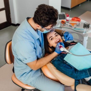 ¿What you need to know before opening your dental office?